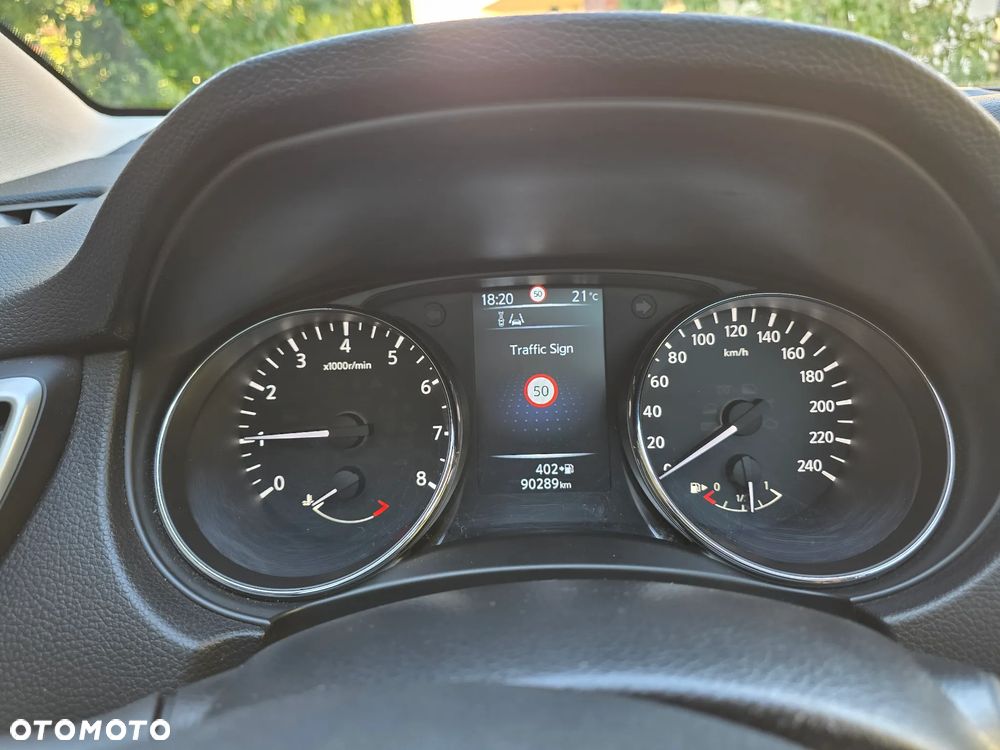 Nissan Qashqai 1.6 DIG-T N-Tec - 24