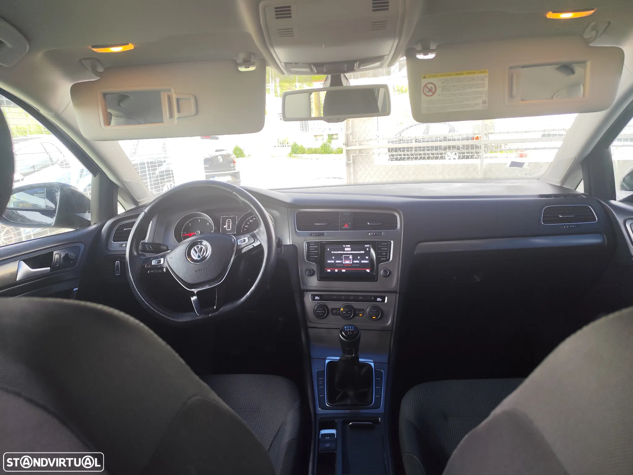 VW Golf 1.6 TDi Confortline - 28