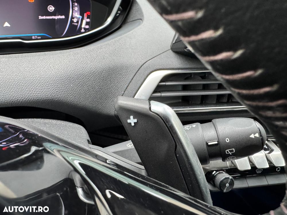 Peugeot 3008 PureTech 130 Stop & Start GPF EAT8 Allure - 28