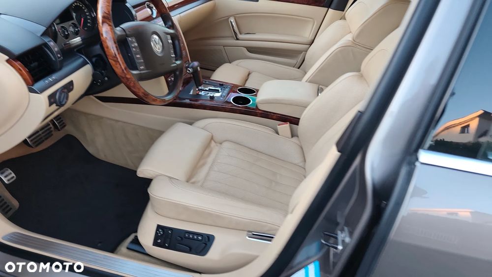 Volkswagen Phaeton 3.0 V6 TDI DPF 4MOTION langer Radstand (5 Sitzer) - 6