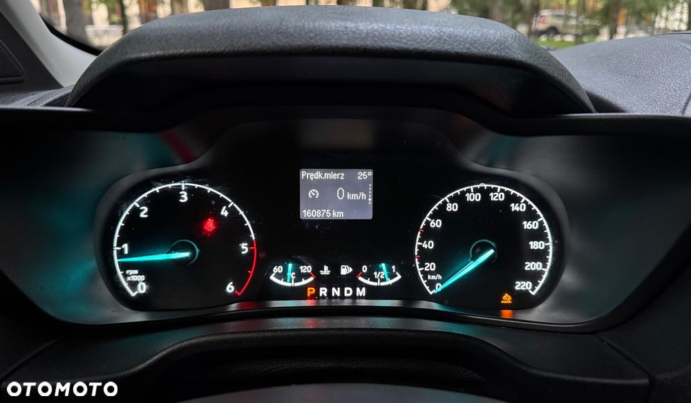 Ford Transit Connect - 17