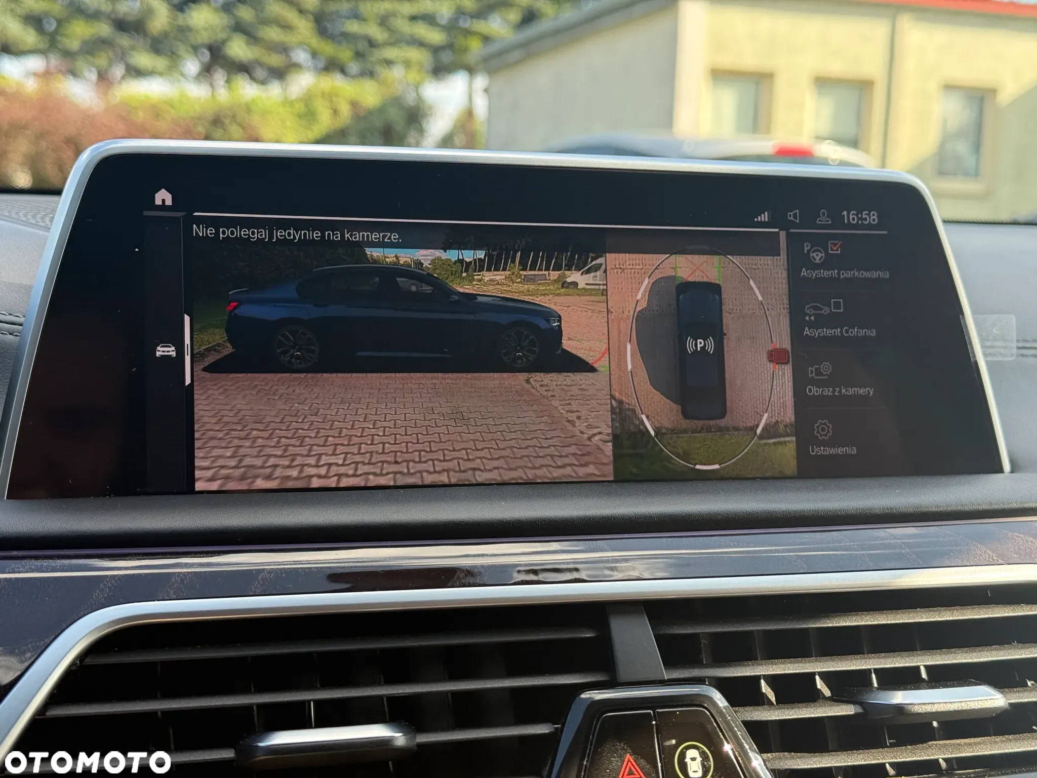 BMW Seria 7 750Li xDrive sport - 27