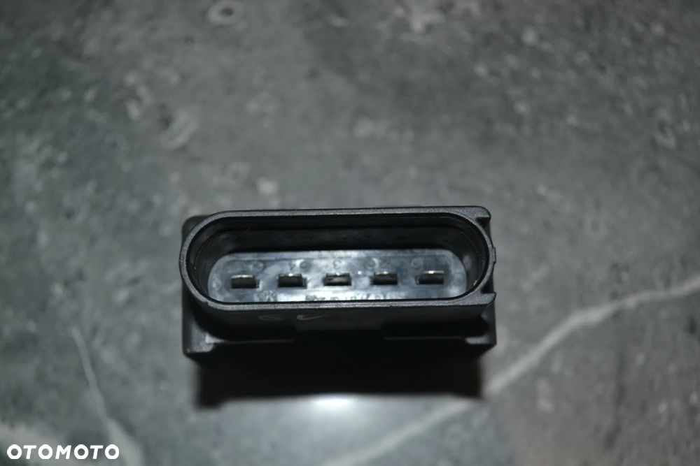 VW AUDI SEAT SKODA MODUŁ STEROWNIK POMPY PALIWA 5Q0906093A - 2