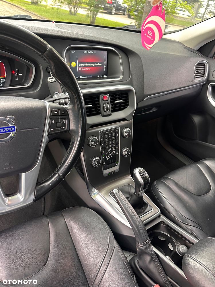Volvo V40 D4 Inscription - 9