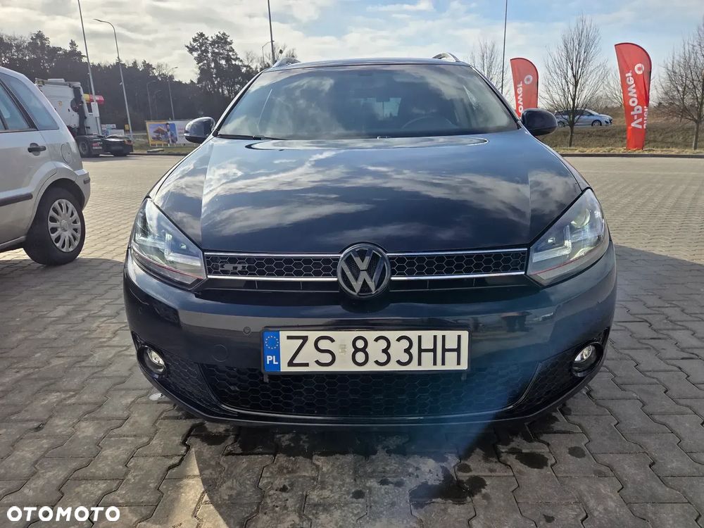Volkswagen Golf - 1