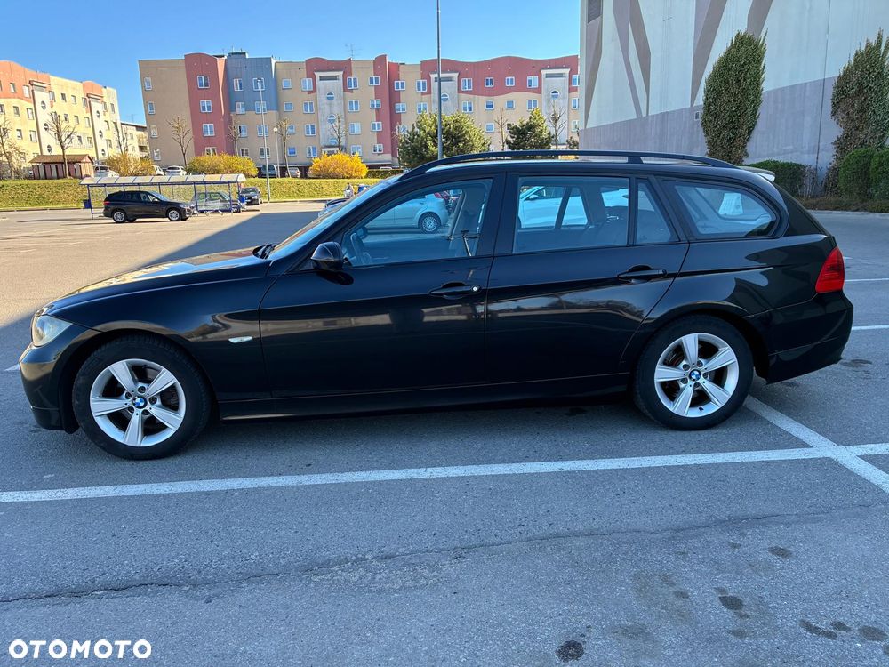 BMW Seria 3 318d - 5