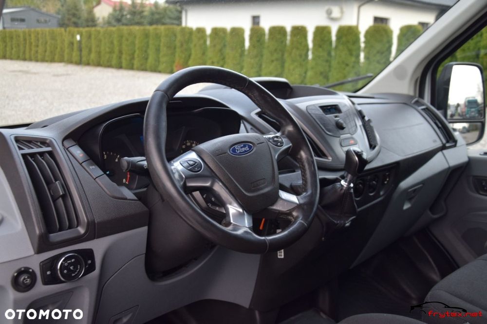 Ford Transit - 18