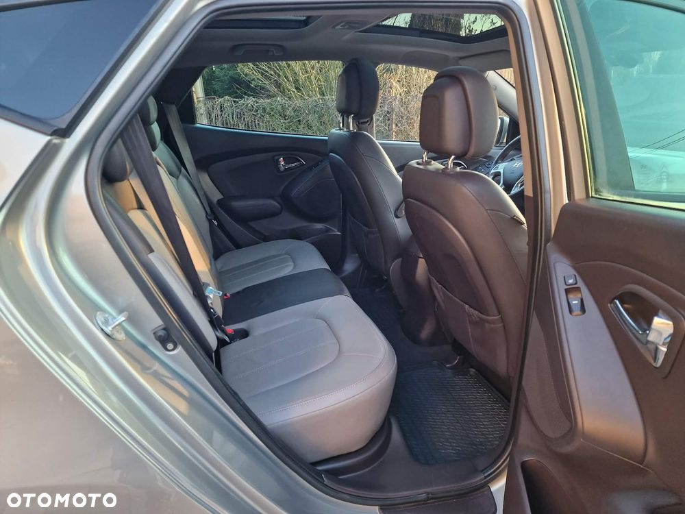 Hyundai ix35 2.0 CRDi 4WD Automatik Premium - 19