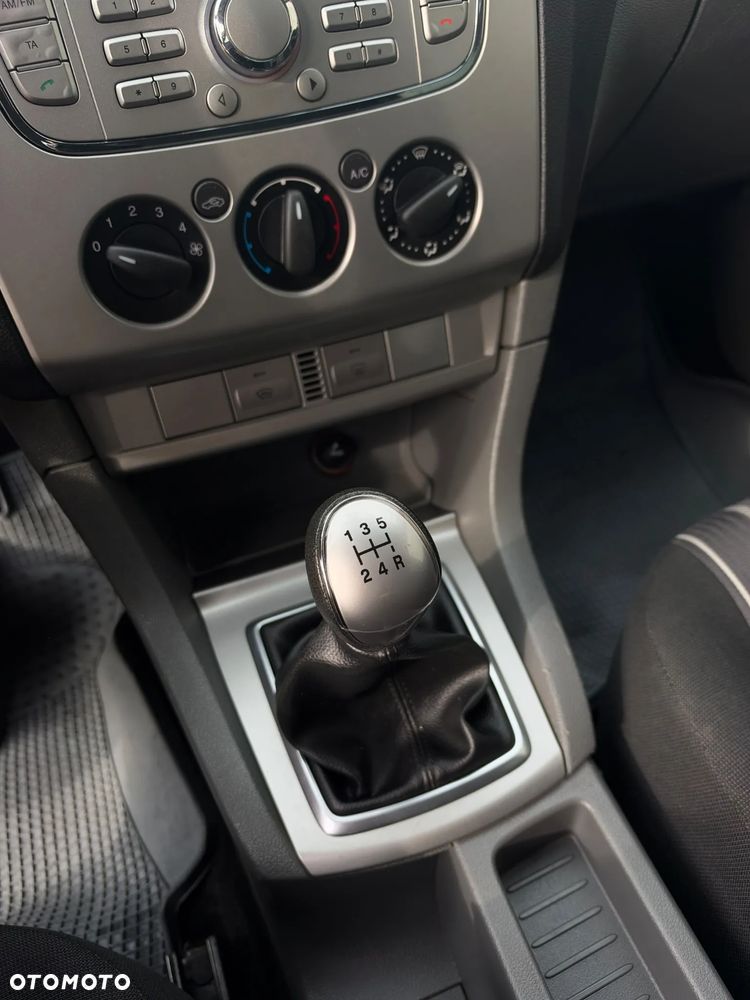 Ford Focus 1.6 16V Black Magic - 18