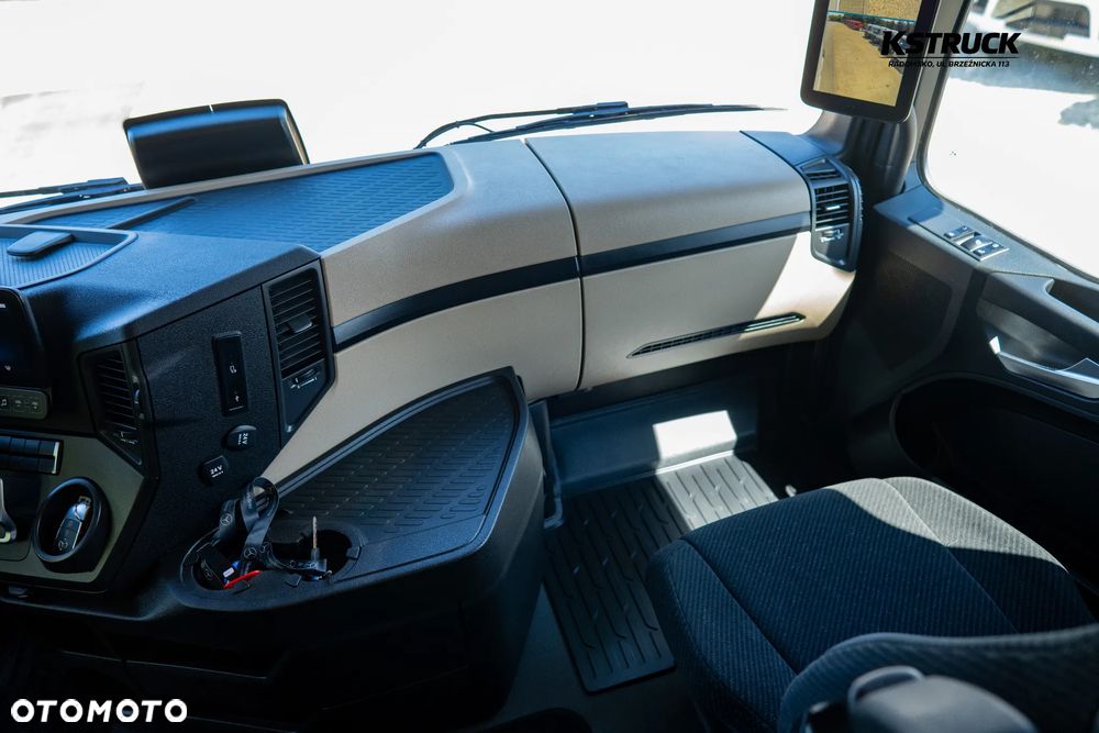 Mercedes-Benz Actros L - 20