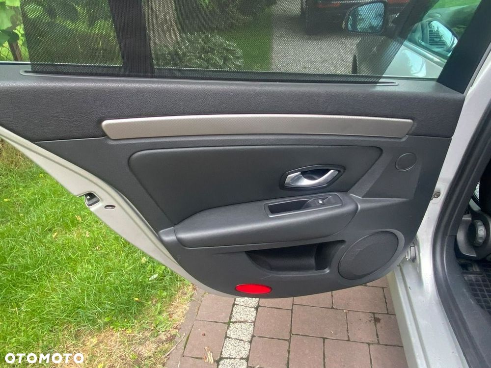 Renault Laguna - 6