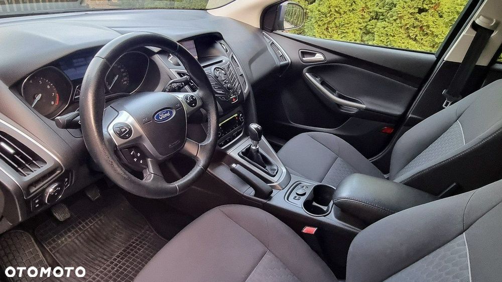 Ford Focus - 12