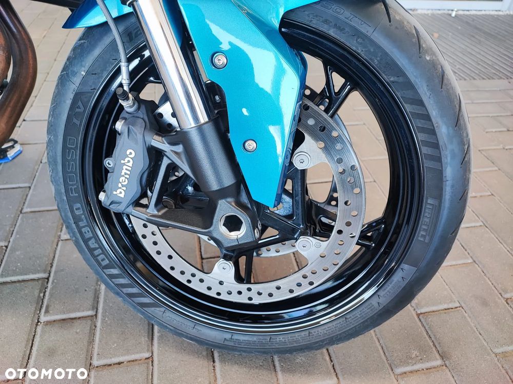 BMW R - 22