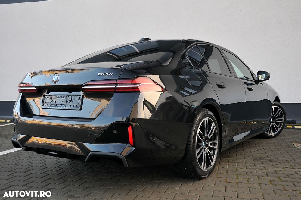 BMW Seria 5 520i Aut. - 2