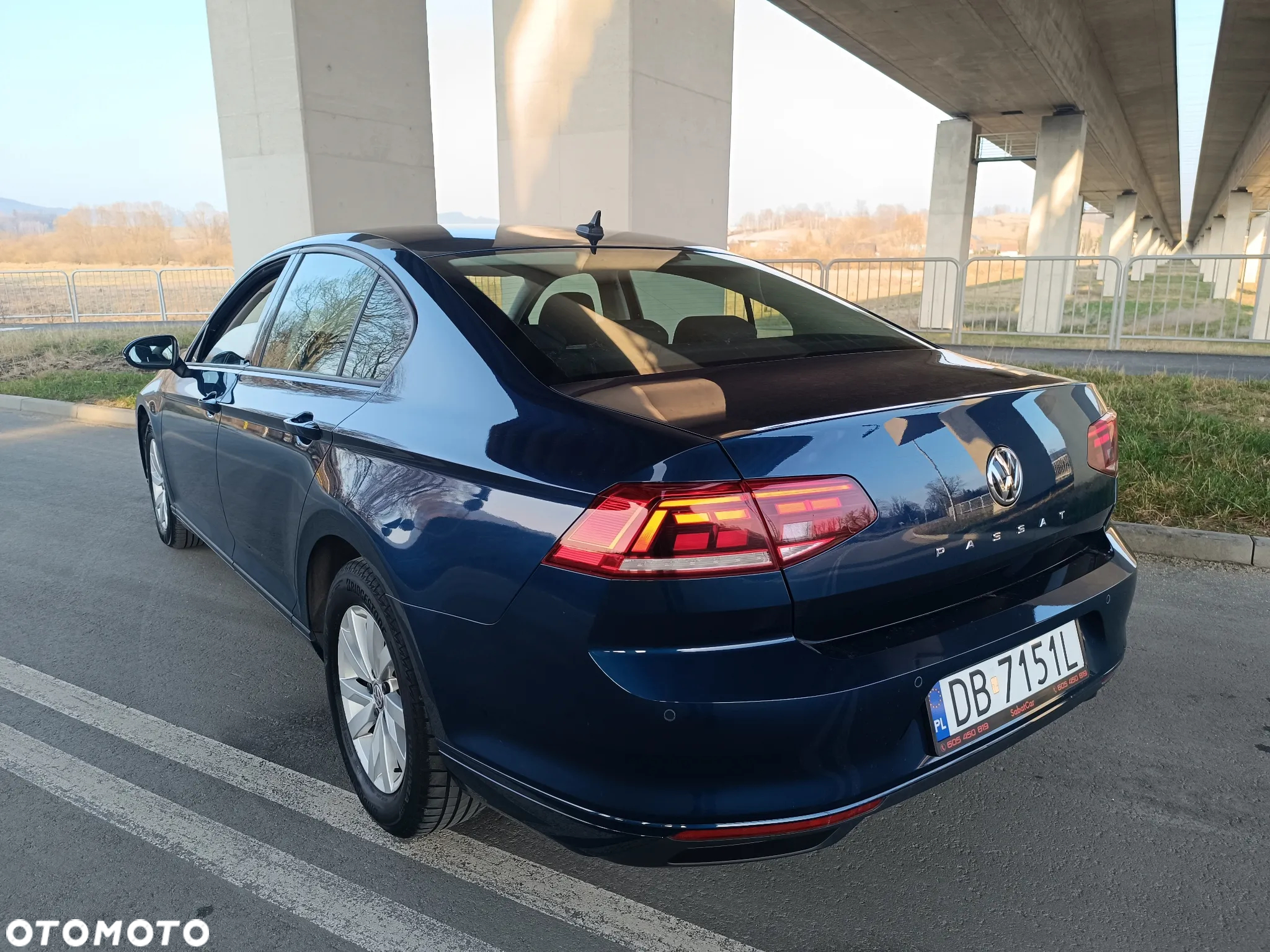 Volkswagen Passat 2.0 TDI BMT Comfortline DSG7 - 9