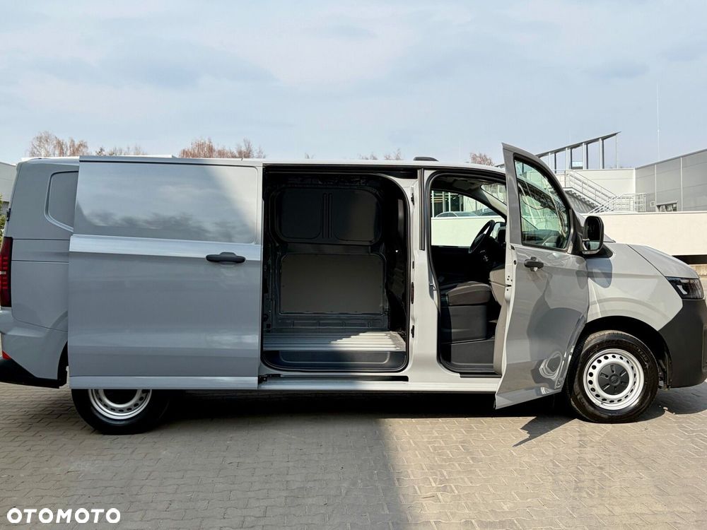 Volkswagen Transporter Furgon silnik: 2,0 l TDI 150 KM / skrzynia biegów: 6-biegowa manualna rozstaw osi: 3500 mm - 8