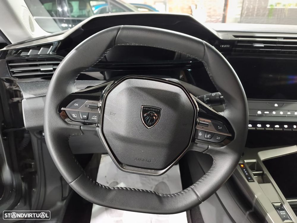 Peugeot 408 1.2 Hybrid Allure e-DCS6 - 10