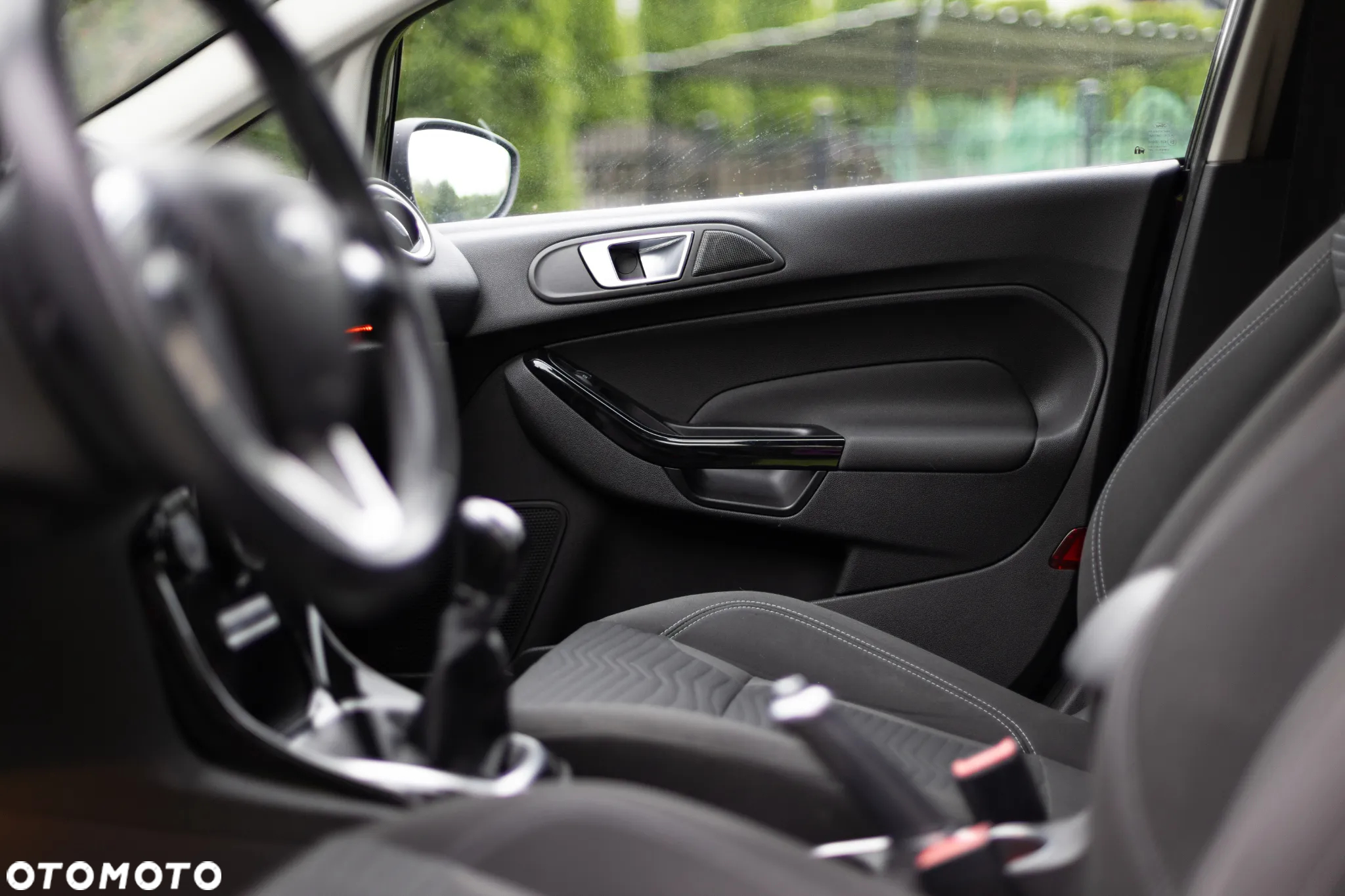 Ford Fiesta 1.0 EcoBoost Titanium - 29