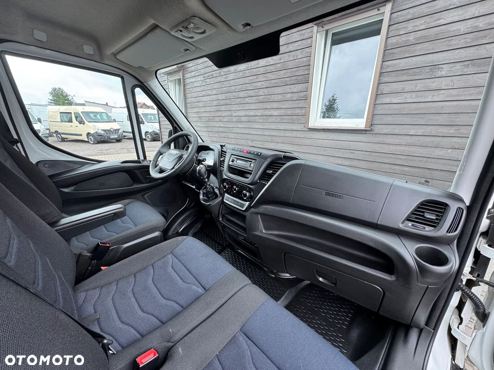 Iveco 35C15 - 12