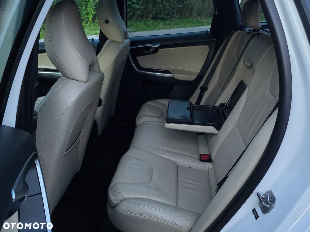 Volvo XC 60 T5 Geartronic Summum - 21
