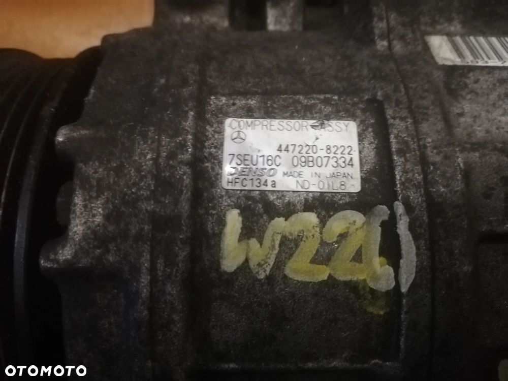sprężarka kompresor klimatyzacji Mercedes W220 3.2b 447220-8222 - 2