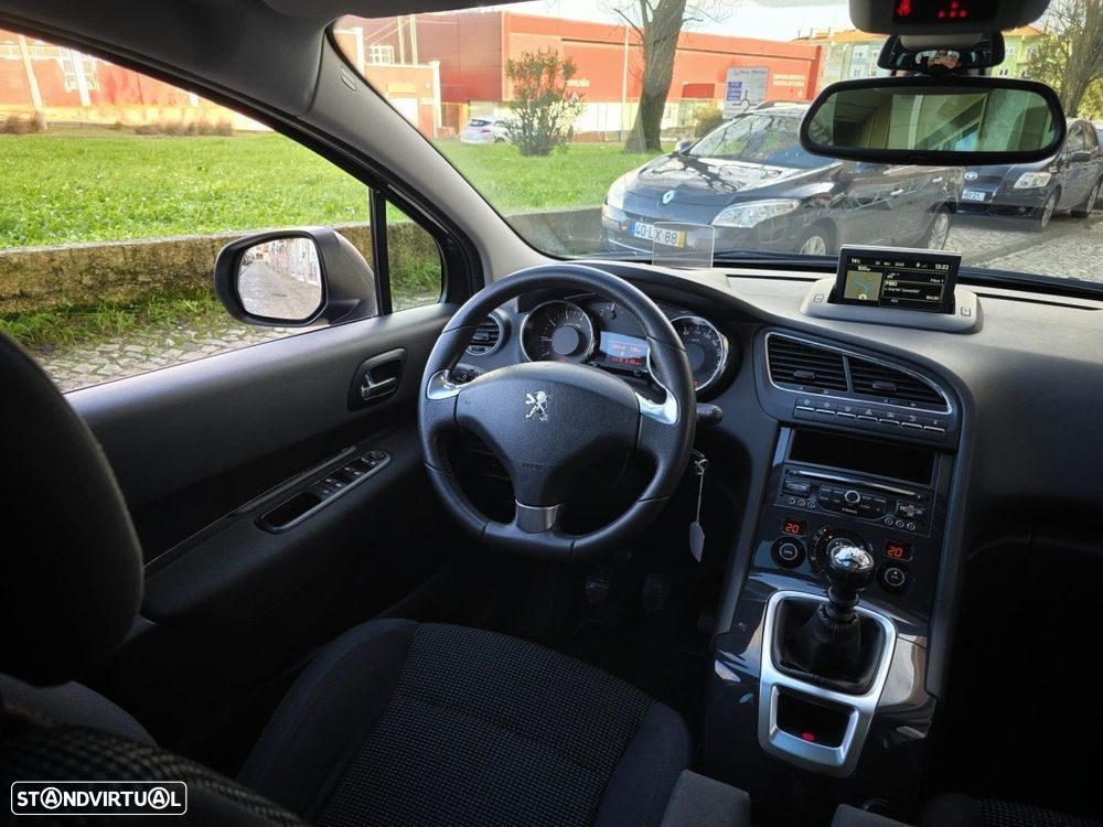 Peugeot 5008 1.2 PureTech Allure - 20