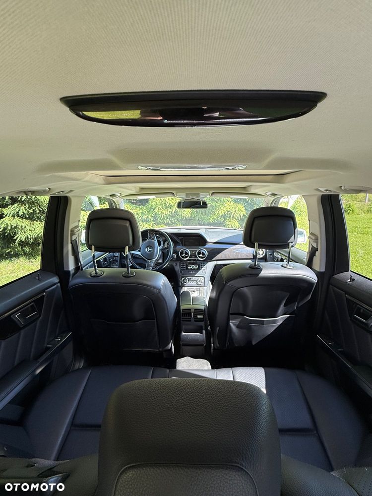 Mercedes-Benz GLK 350 4-Matic - 17