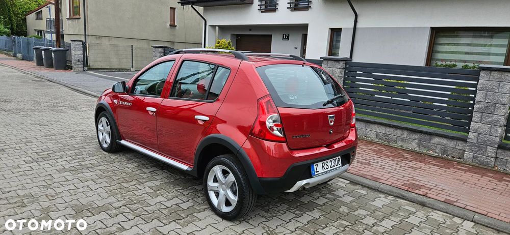 Dacia Sandero 1.6 16V Hi-Flex - 13
