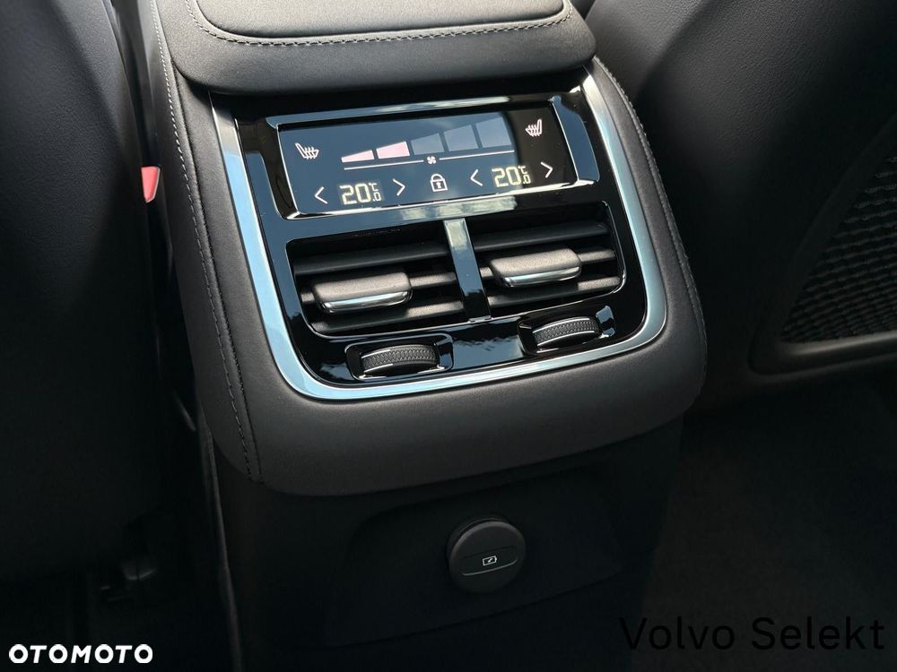 Volvo XC 90 - 41