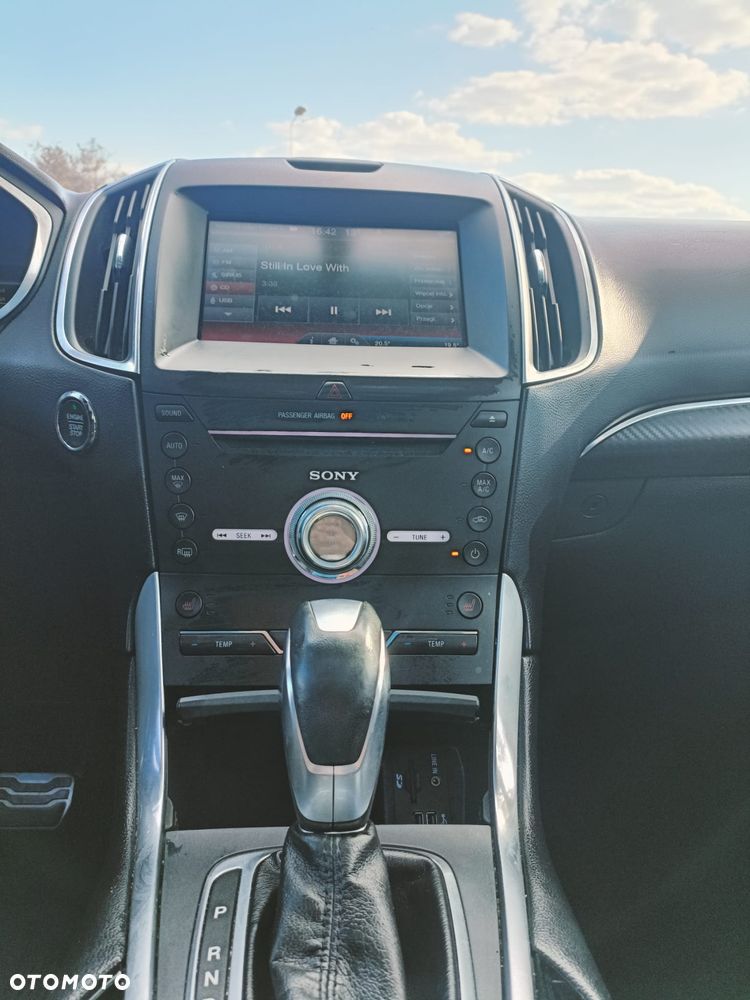 Ford Edge - 23