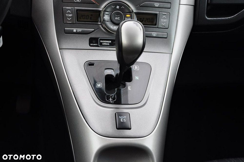 Toyota Auris - 33
