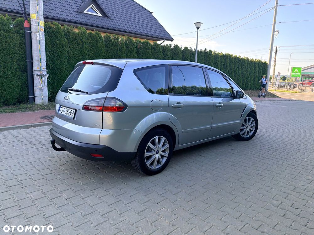 Ford S-Max 2.0 TDCi DPF Ambiente - 26