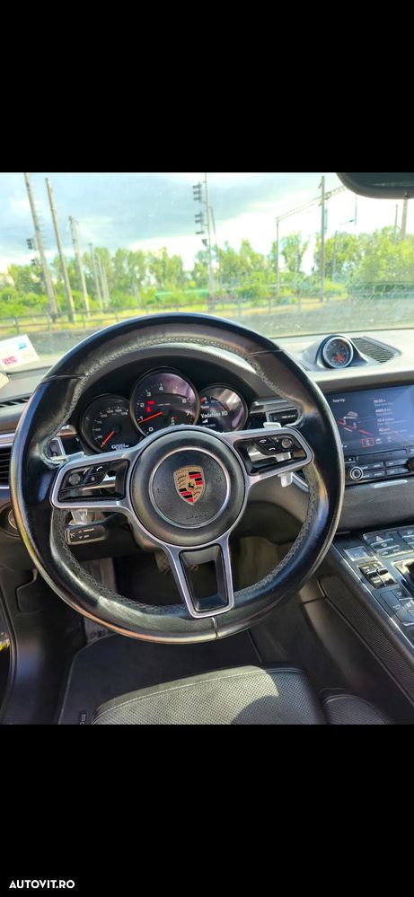 Porsche Macan Standard - 10