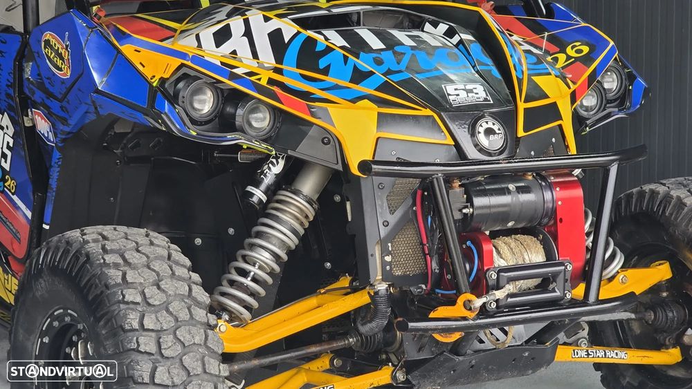 Can-Am Maverick R Maverick Turbo - 7
