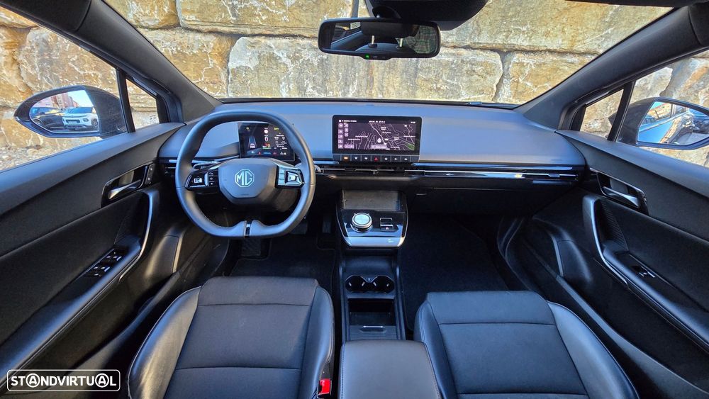 MG MG4 64 kWh Luxury - 8