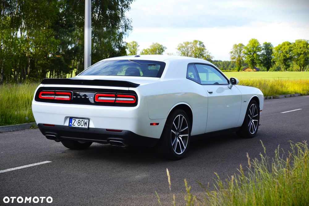 Dodge Challenger 5.7 R/T - 3