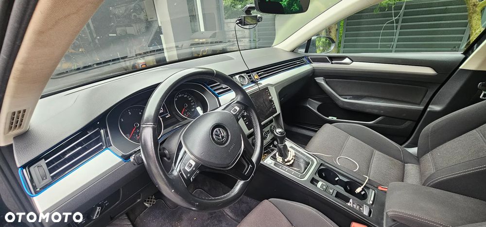 Volkswagen Passat 2.0 TDI BMT Comfortline - 6
