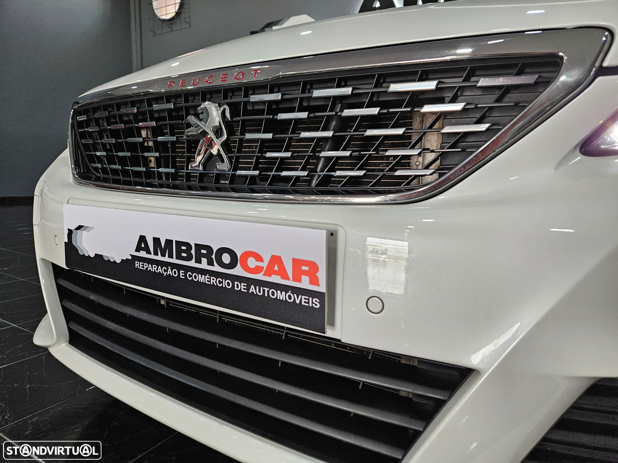 Peugeot 308 1.2 PureTech GT Line - 24