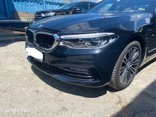 BMW Seria 5 520d AT - 9