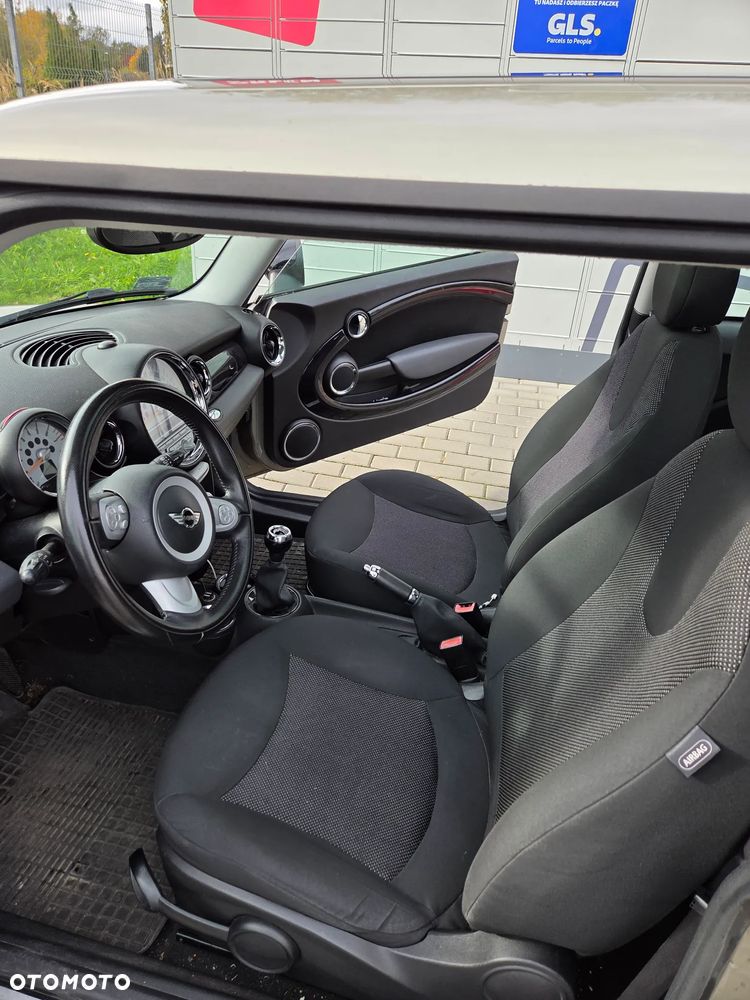 MINI ONE Standard - 18