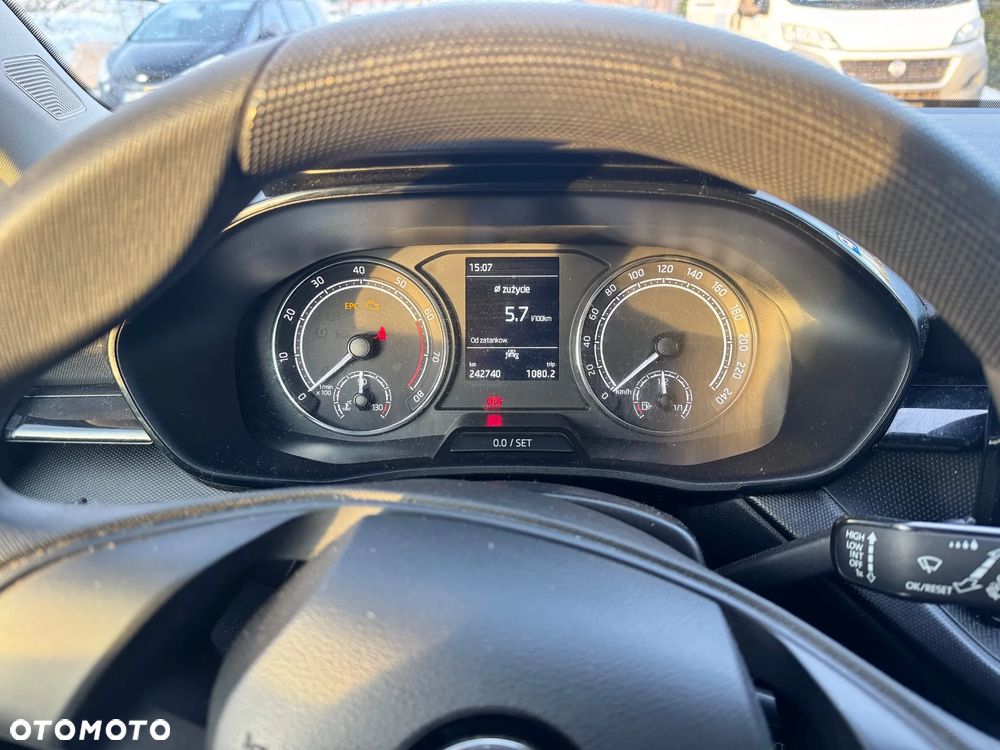 Skoda Fabia 1.0 Active - 17