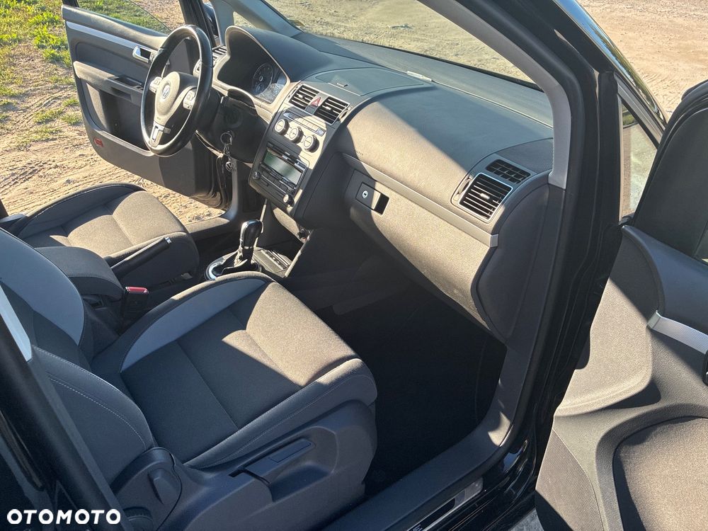 Volkswagen Touran - 7