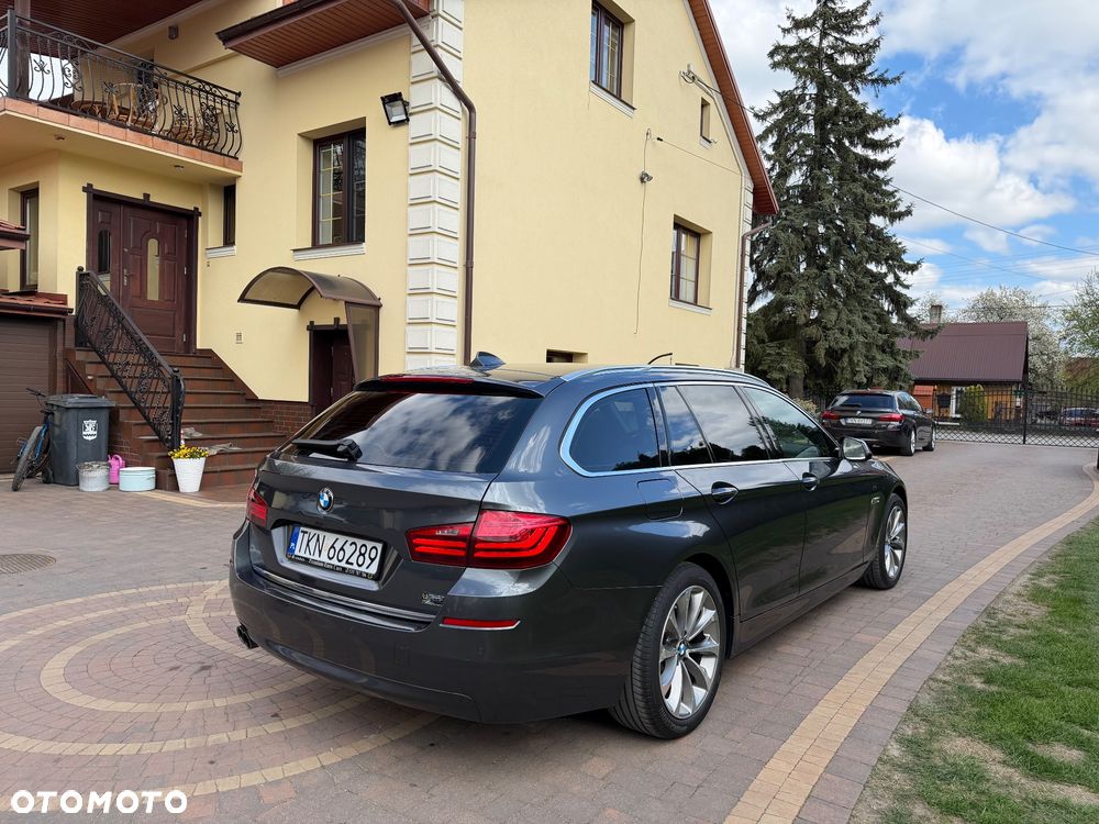 BMW Seria 5 525d xDrive Luxury Line - 10