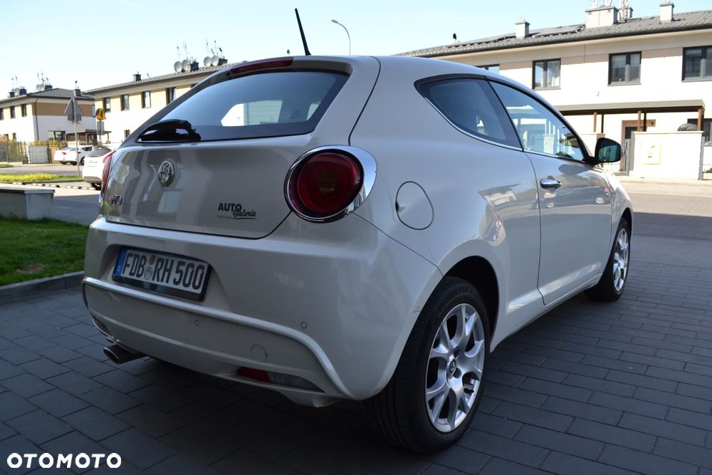 Alfa Romeo Mito 1.4 16V - 8