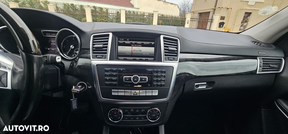Mercedes-Benz GL 350 4MATIC BlueTec Aut. - 19