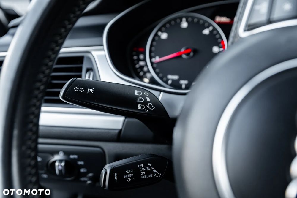 Audi A6 Avant 3.0 TDI Quattro S tronic - 32