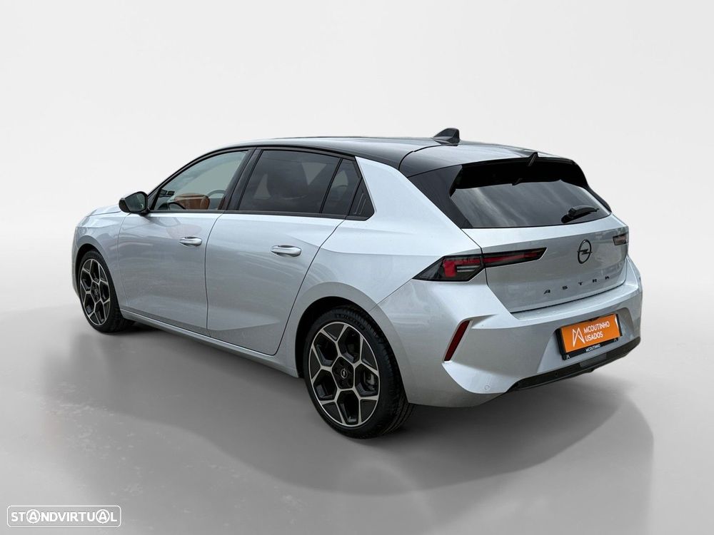 Opel Astra 1.2 T GS Aut. - 3