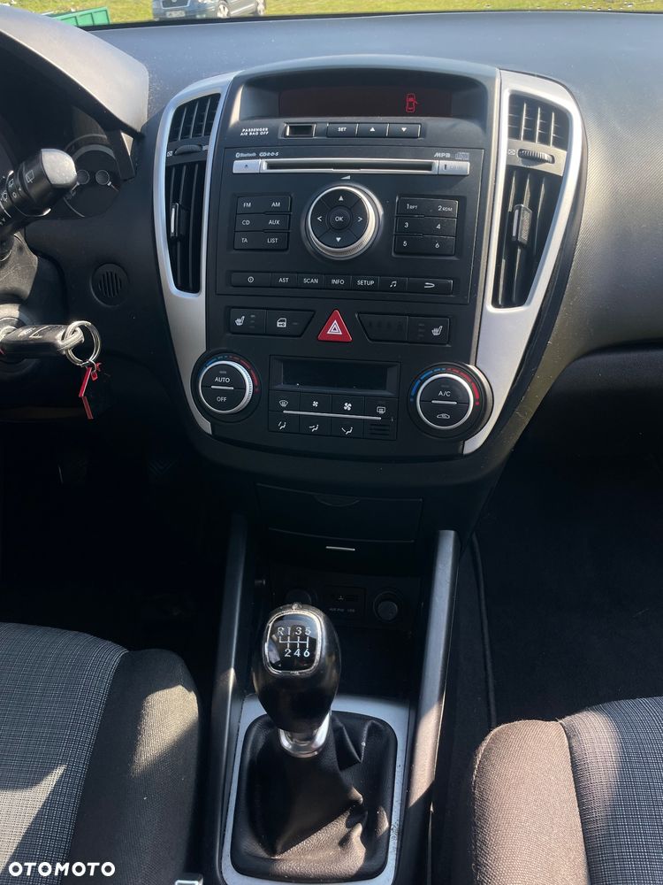 Kia Ceed Cee'd 1.6 Crdi Optimum + - 9