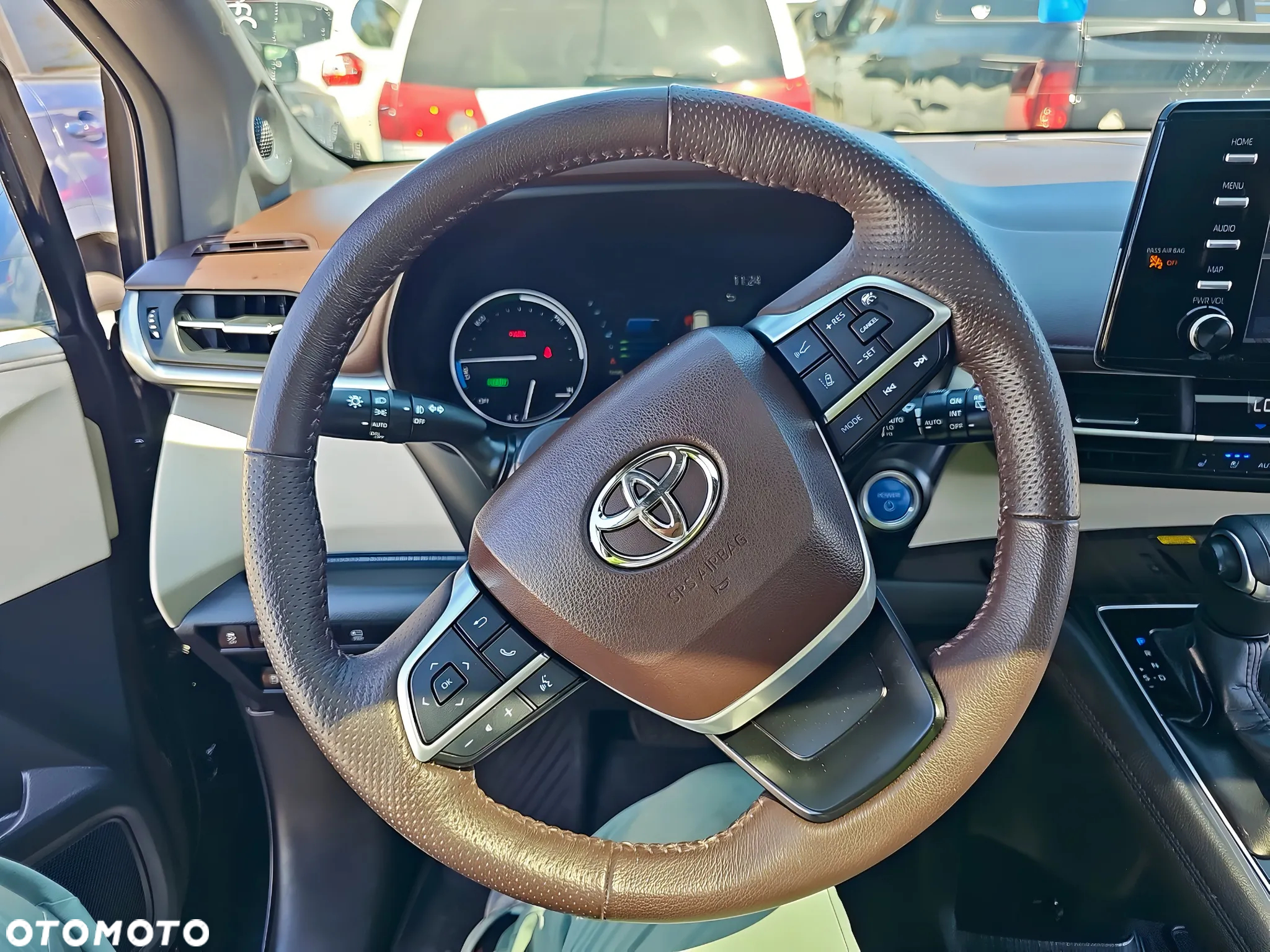 Toyota Sienna - 8
