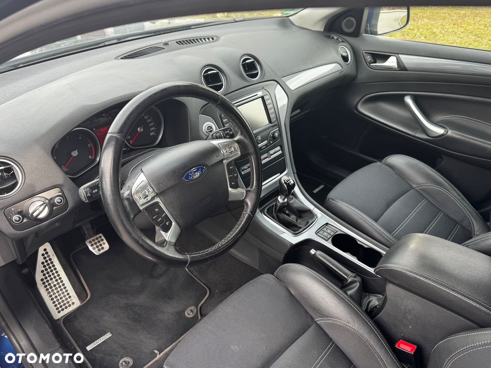 Ford Mondeo 2.0 TDCi Ambiente - 9